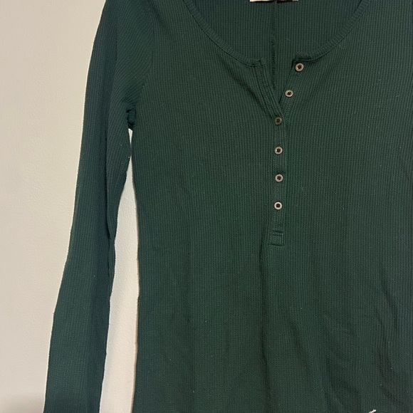 Abercrombie & Fitch Green Waffle Tee long sleeve (M) - Picture 7 of 7